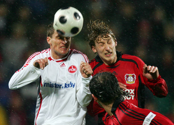 次重构中场 次重构中场